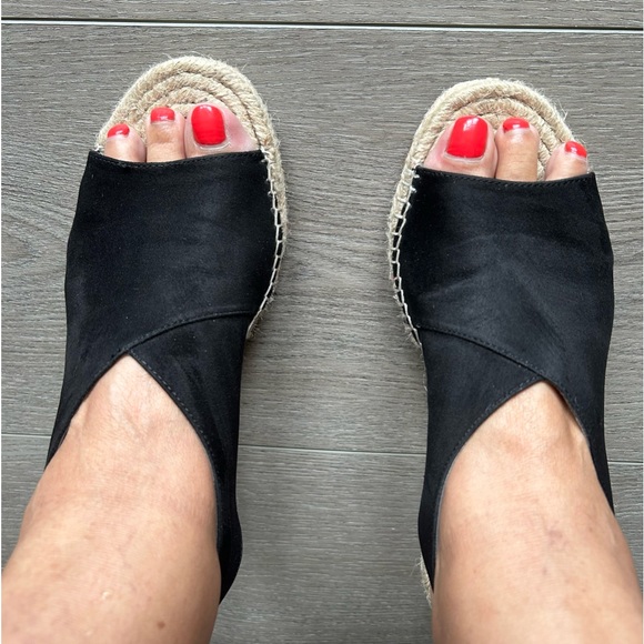 Crown Vintage Black Shanie Peep Toe Suede Espadrille Wedge Sandal Size 9 - Picture 6 of 8